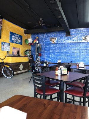 Tacos La Bamba by null