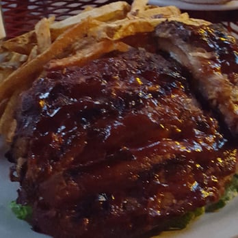 Skinflints - Fall off the bone ribs - American Near Me - Brooklyn, New York