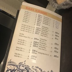 Rıfkı Et-Balık Mangal - Ambiyans çok iyi, Türk Sanat Müziği icra edilmekte. Mezeler lezzetli ve sohbet edip gülümseme ile ayrılacağınız bir yer.