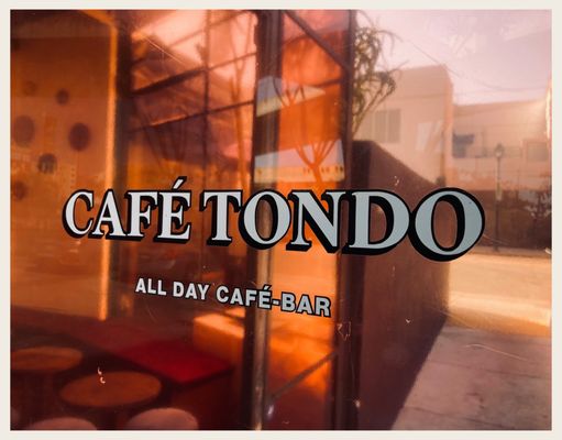 Café Tondo by null