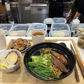 Gulp - Dry beef noodle - Taiwanese Near Me - Long Island City, New York