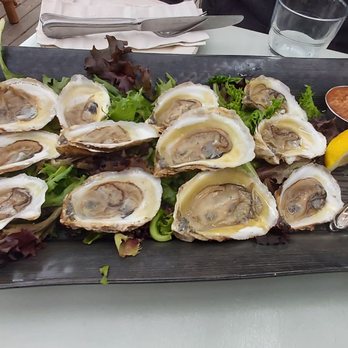 Blue Mussel Cafe - Fresh oysters - Seafood Near Me - Rustico, Prince Edward Island