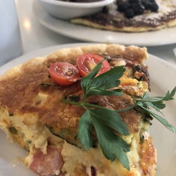 Jongewaard's Bake n Broil - American Near Me - Long Beach, California