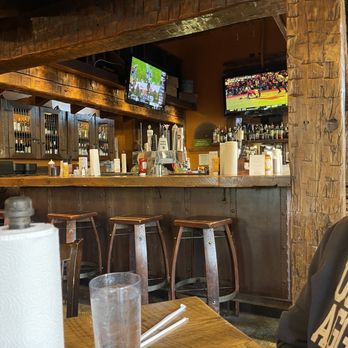 Griff's BBQ & Grill - American Near Me - Copperopolis, California