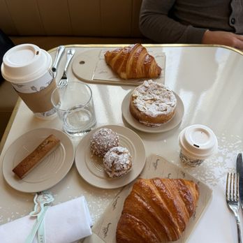 Yann Couvreur Cafè - Cafes Near Me - Miami, Florida Yann Couvreur Cafè - Cafes Near Me - Miami, Florida