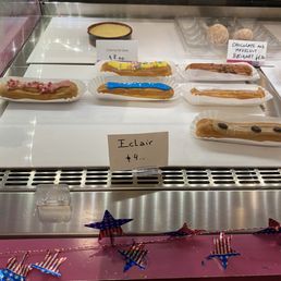 Eclairs Eclairs