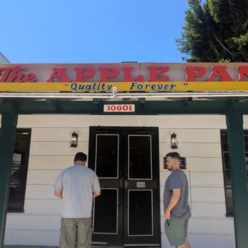 The Apple Pan - Entrance - Burgers Near Me - Los Angeles, California The Apple Pan - Entrance - Burgers Near Me - Los Angeles, California