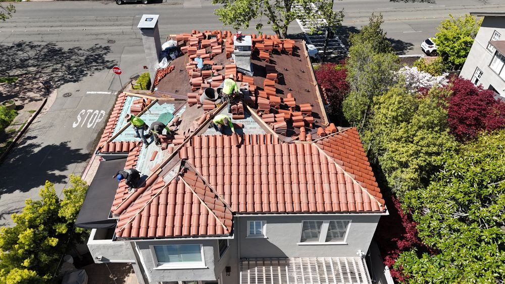 Slide of Lovett & Lovett Roofing