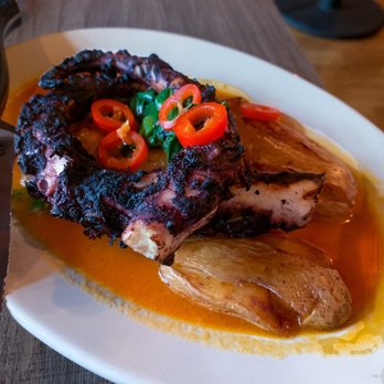 Tavern On State - American Near Me - New Haven, Connecticut