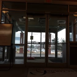 St Louis Surgical Center - Inside the front door