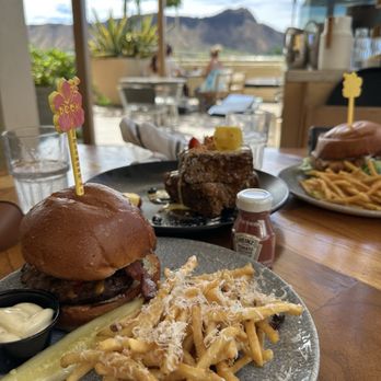 Deck. - Western burger, spicy chicken sandwich and Deep Dish Haupia French Toast - Hawaiian Near Me - Honolulu, Hawaii