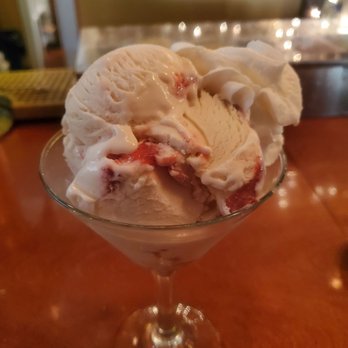 Six Burner Bistro - Strawberry Cheesecake Gelato - New American Near Me - Plymouth, New Hampshire Six Burner Bistro - Strawberry Cheesecake Gelato - New American Near Me - Plymouth, New Hampshire