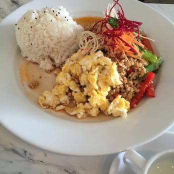 Oceanic Thai Kitchen - Basil chicken - Thai Near Me - Plano, Texas