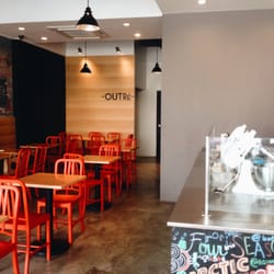 Outré Manila
