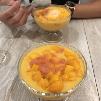 Mango Mango Dessert - Mango Pomelo Sago w/o Ice Cream - Desserts Near Me - New York, New York Mango Mango Dessert - Mango Pomelo Sago w/o Ice Cream - Desserts Near Me - New York, New York