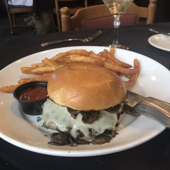 The Blackwater Cafe - Mushroom burger - American Near Me - Moneta, Virginia