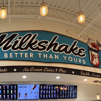 The Yard Milkshake Bar - Georgetown - Sign - Desserts Near Me - Georgetown, Texas