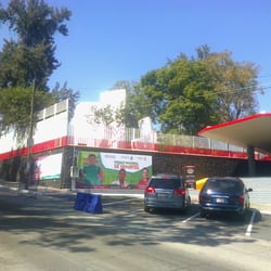 Unidad Deportiva Revolución - Entrada a la Unidad Deportiva Revolución