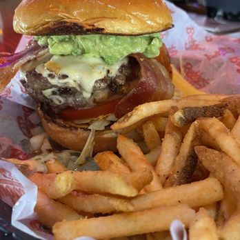 Bubba's 33 - Avocado burger with bacon! - American Near Me - Peoria, Arizona