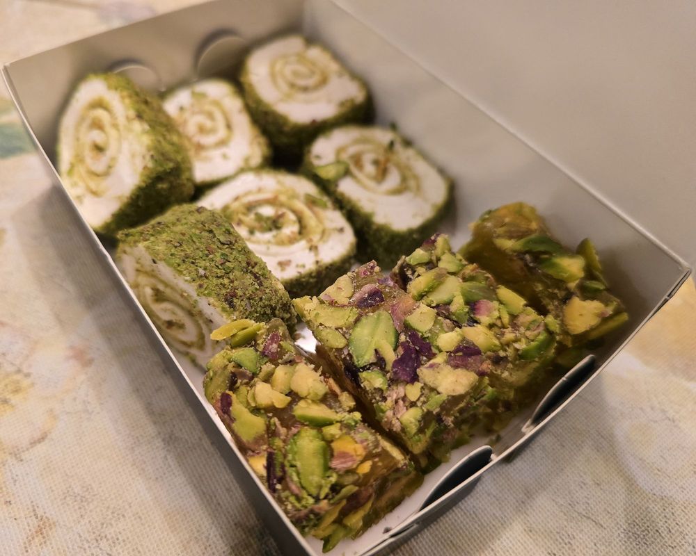 Grand Istanbul Bazaar & Cafe Logo