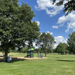 Lombard Commons Park