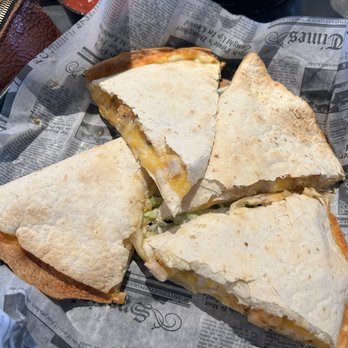 Broadway Barrel House - Quesadilla - Barbeque Near Me - Lebanon, Ohio