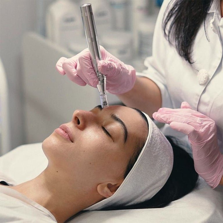 Fresh Glow Skinlab Logo