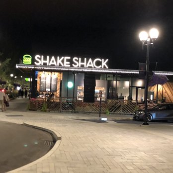 Shake Shack Pinecrest - Burgers Near Me - Orange Village, Ohio Shake Shack Pinecrest - Burgers Near Me - Orange Village, Ohio