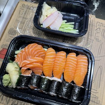 Oishi Sushi - Salmon Lover Red Snapper - Sushi Bars Near Me - Guilderland, New York Oishi Sushi - Salmon Lover Red Snapper - Sushi Bars Near Me - Guilderland, New York