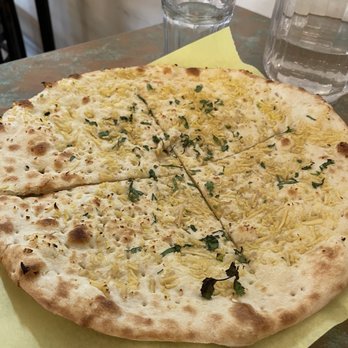 House Of Curries - Garlic Naan - Indian Near Me - Berkeley, California