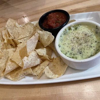 Applebee's Grill + Bar - American Near Me - Anaheim, California