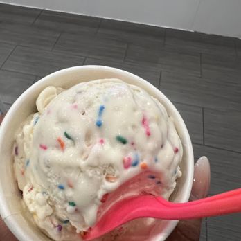 Creamistry - Birthday Cake - Ice Cream & Frozen Yogurt Near Me - The Woodlands, Texas Creamistry - Birthday Cake - Ice Cream & Frozen Yogurt Near Me - The Woodlands, Texas