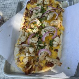 Bbq chicken flatbread