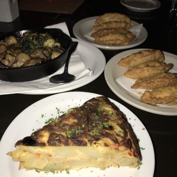 Lala's Argentine Grill - Starting off dinner right. - Argentine Near Me - Studio City, California