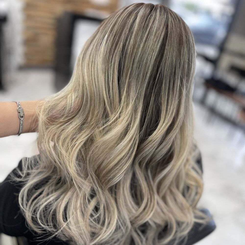 Long’s Hair Studio  - Hair Salons Near Me - Katy, Texas