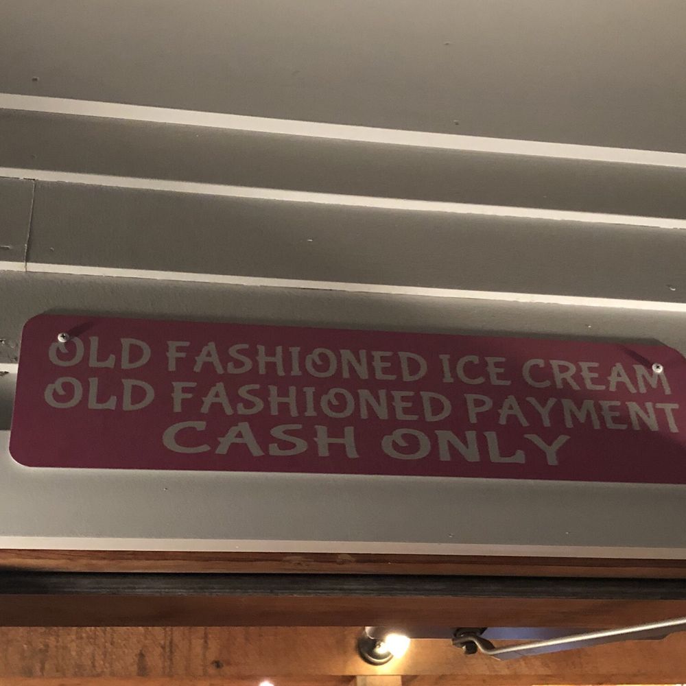 Scoop Deck - Old fashioned everything - Ice Cream & Frozen Yogurt Near Me - Wells, Maine