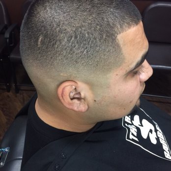 UTB - 1 1/2 with a bald low fade and lineup in the front. - Barbers Near Me - Chino Hills, California UTB - 1 1/2 with a bald low fade and lineup in the front. - Barbers Near Me - Chino Hills, California