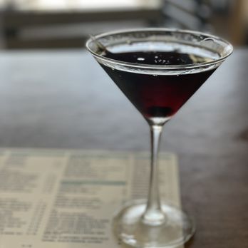 7 Mile Kitchen - Black Manhattan - New American Near Me - Carlsbad, California
