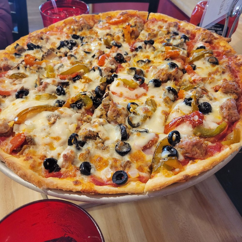 Granelli's Pizzeria - Kitchen Sink - med- $25 - Pizza Near Me - Castle Rock, Colorado