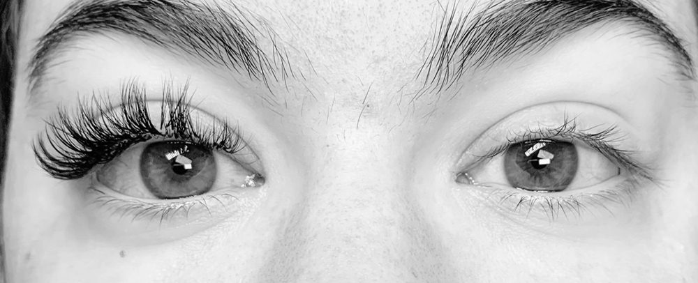 Lashes at Length Logo