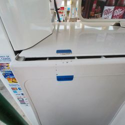 Shell - Tamper stickers are broken or missing. Pump 6.