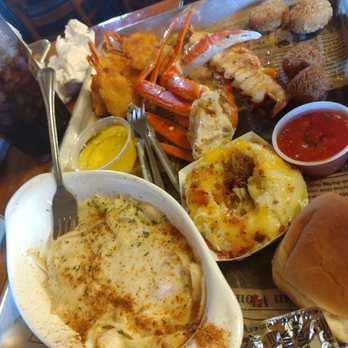 Kretzer's Grill & Bar - Plate full of cold greasy food Nothing was edible - Steakhouses Near Me - Hoyleton, Illinois