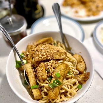 Yamo - Yamo Tofu Noodles - Burmese Near Me - San Francisco, California Yamo - Yamo Tofu Noodles - Burmese Near Me - San Francisco, California