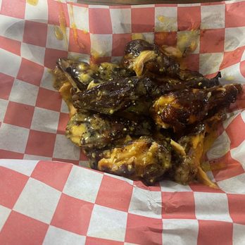 Bunkys Hickory Pit BBQ & Catering - Smoked chicken wings with garlic Parmesan - Barbeque Near Me - Osage City, Kansas Bunkys Hickory Pit BBQ & Catering - Smoked chicken wings with garlic Parmesan - Barbeque Near Me - Osage City, Kansas