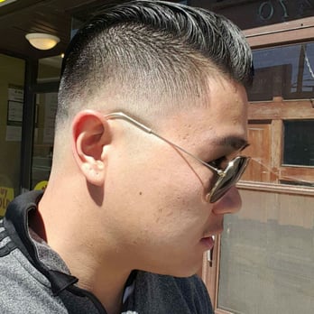 Tom's Barber Shop - An amazing fade/taper - Barbers Near Me - Toronto, Ontario Tom's Barber Shop - An amazing fade/taper - Barbers Near Me - Toronto, Ontario