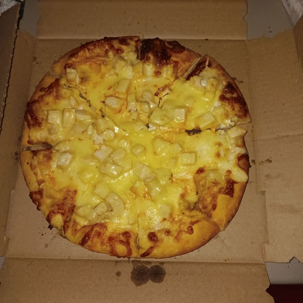 Raydee Magoo's - This is the Buffalo chicken pizza we got... - Pizza Near Me - Hobart, Indiana Raydee Magoo's - This is the Buffalo chicken pizza we got... - Pizza Near Me - Hobart, Indiana