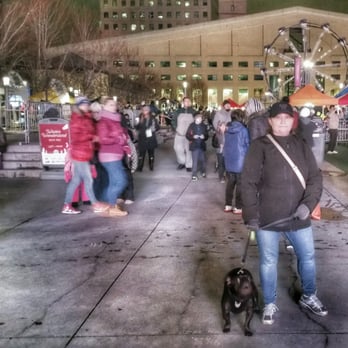 Celebration Square - Tree lighting - Parks Near Me - Mississauga, Ontario