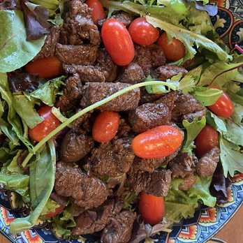 Me’s Kitchen - Me's Kitchen salad (shaking beef salad) - Vietnamese Near Me - Sacramento, California Me’s Kitchen - Me's Kitchen salad (shaking beef salad) - Vietnamese Near Me - Sacramento, California