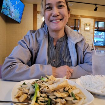 Pho Viet Augusta - Tricia and her basil chicken - Vietnamese Near Me - Augusta, Georgia