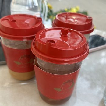 La La Land - Iced white tea - Coffee & Tea Near Me - Glendale, California La La Land - Iced white tea - Coffee & Tea Near Me - Glendale, California